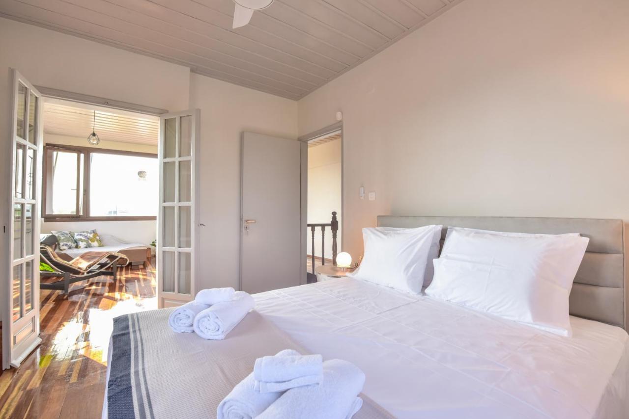 Alexandre Maison Beachfront Gialova Vacation Home Exterior photo